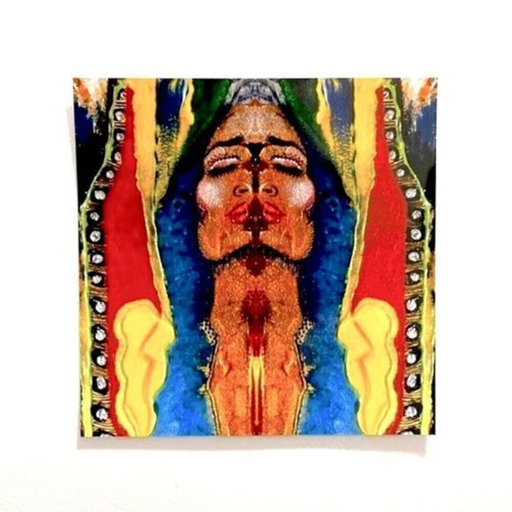 Color Print Woman 